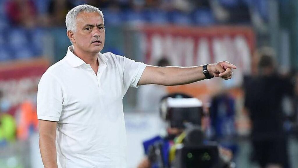 Jose Mourinho podría unirse al PSG