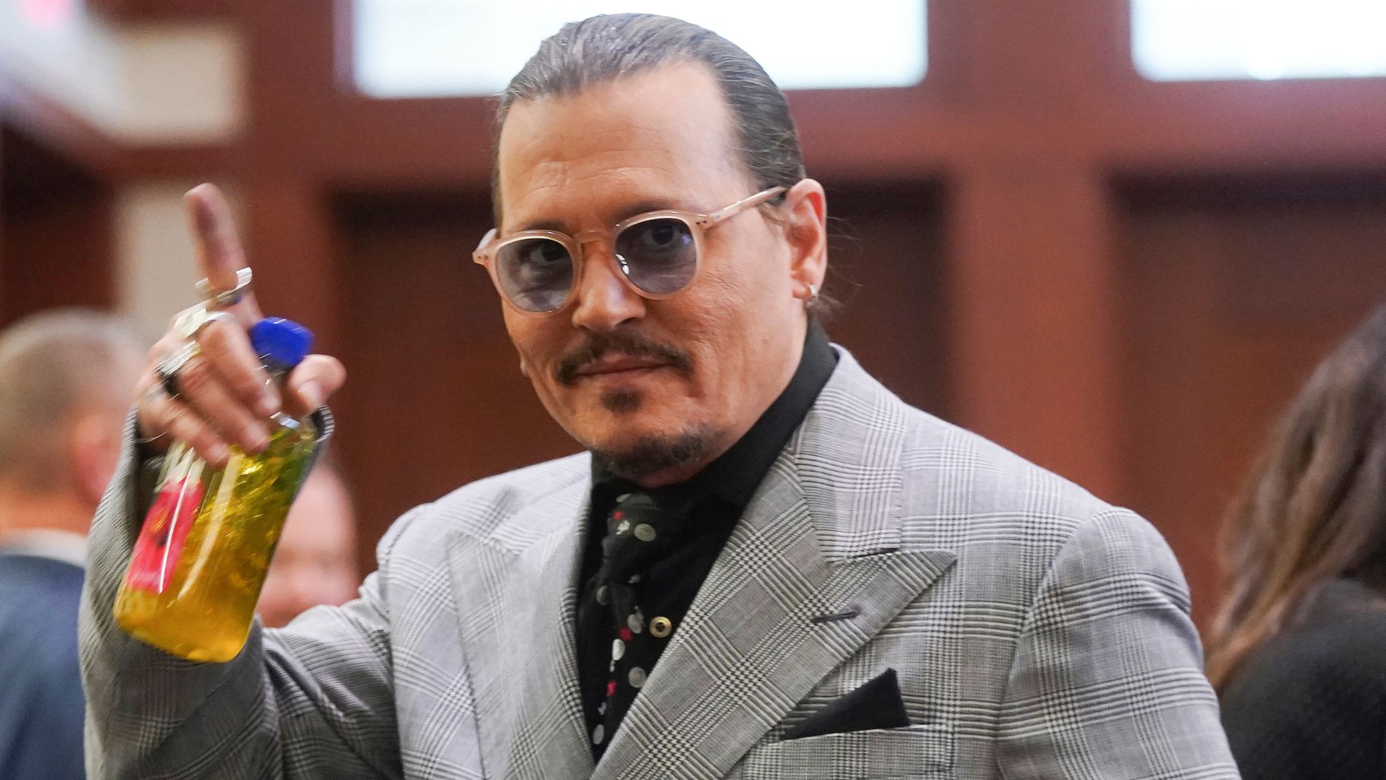 Jhonny Deep gana juicio contra Amber Heard