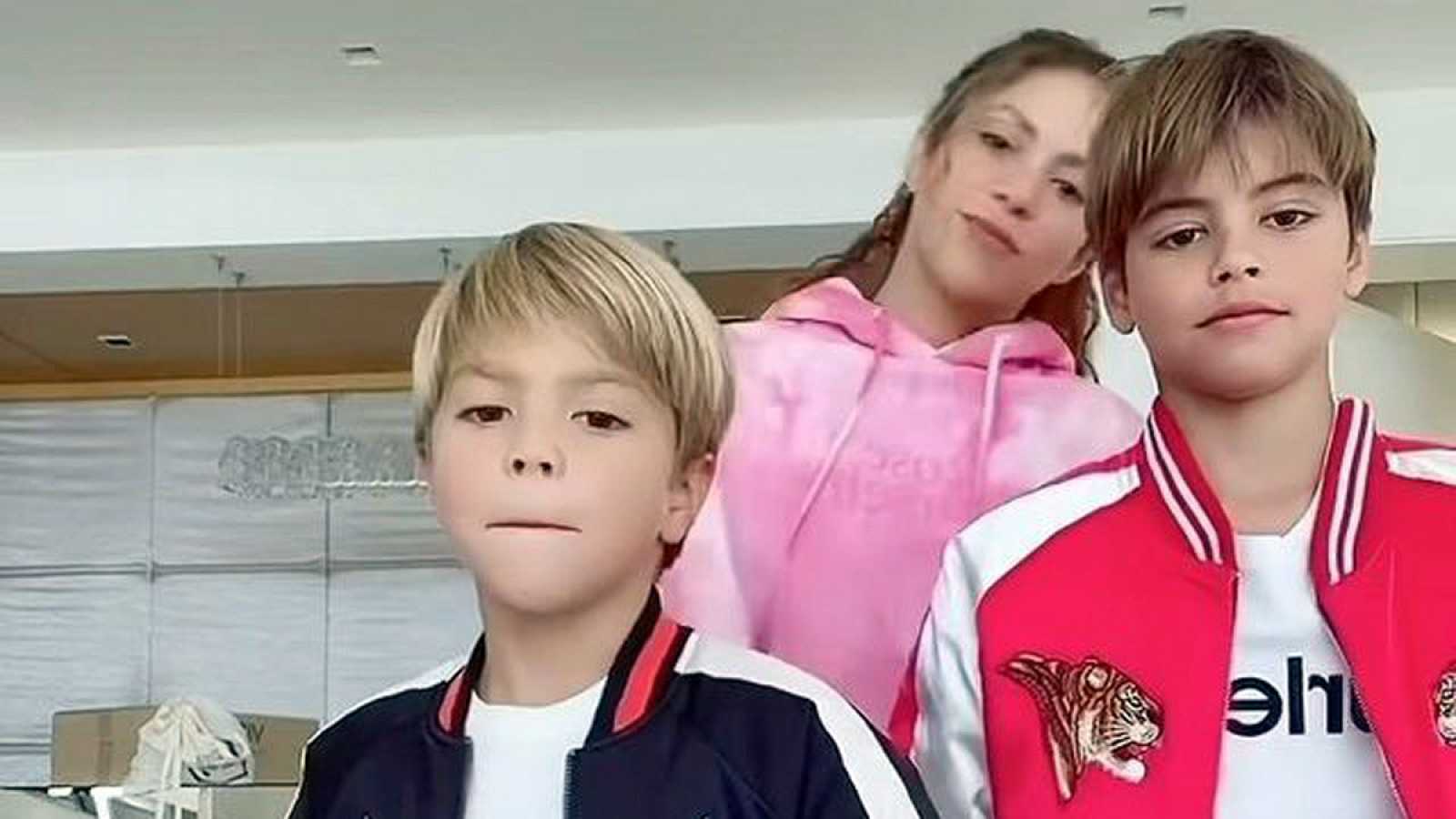 Shakira quiere la custodia de sus hijos